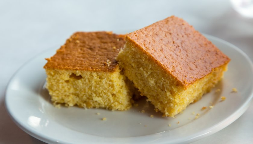 Bolo de Fubá Vegano